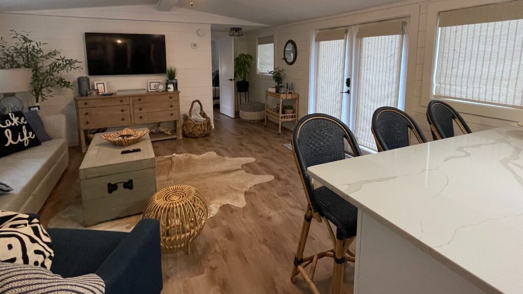 Mobile home · Lot 32, 72 Merc — unk — photo 1