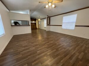Mobile home · Lot 31, 58 Merc Lane — 1986 — photo 2