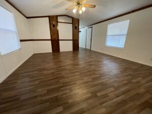 Mobile home · Lot 31, 58 Merc Lane — 1986 — photo 5