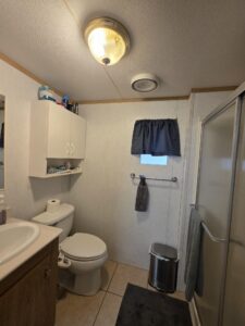Mobile home · Lot 26, 17 Volvo Ln — unk — photo 5