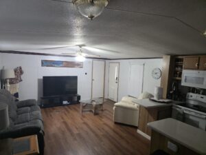 Mobile home · Lot 26, 17 Volvo Ln — unk — photo 7